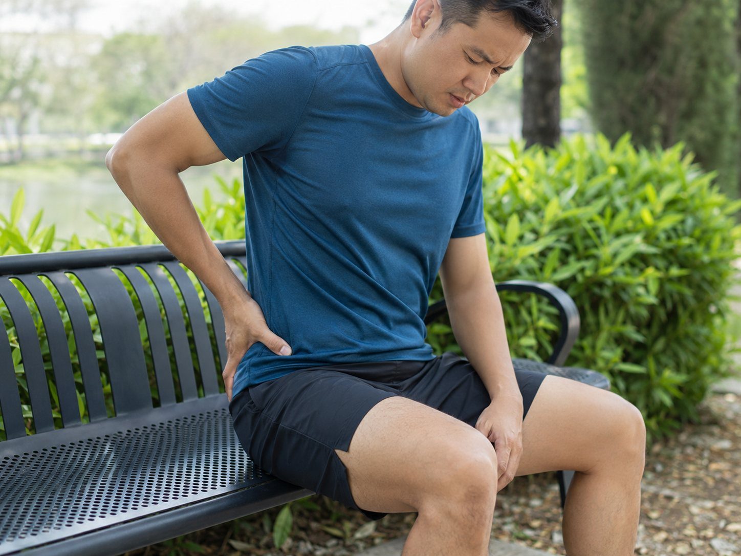 Patient with hip and back overlap symptoms