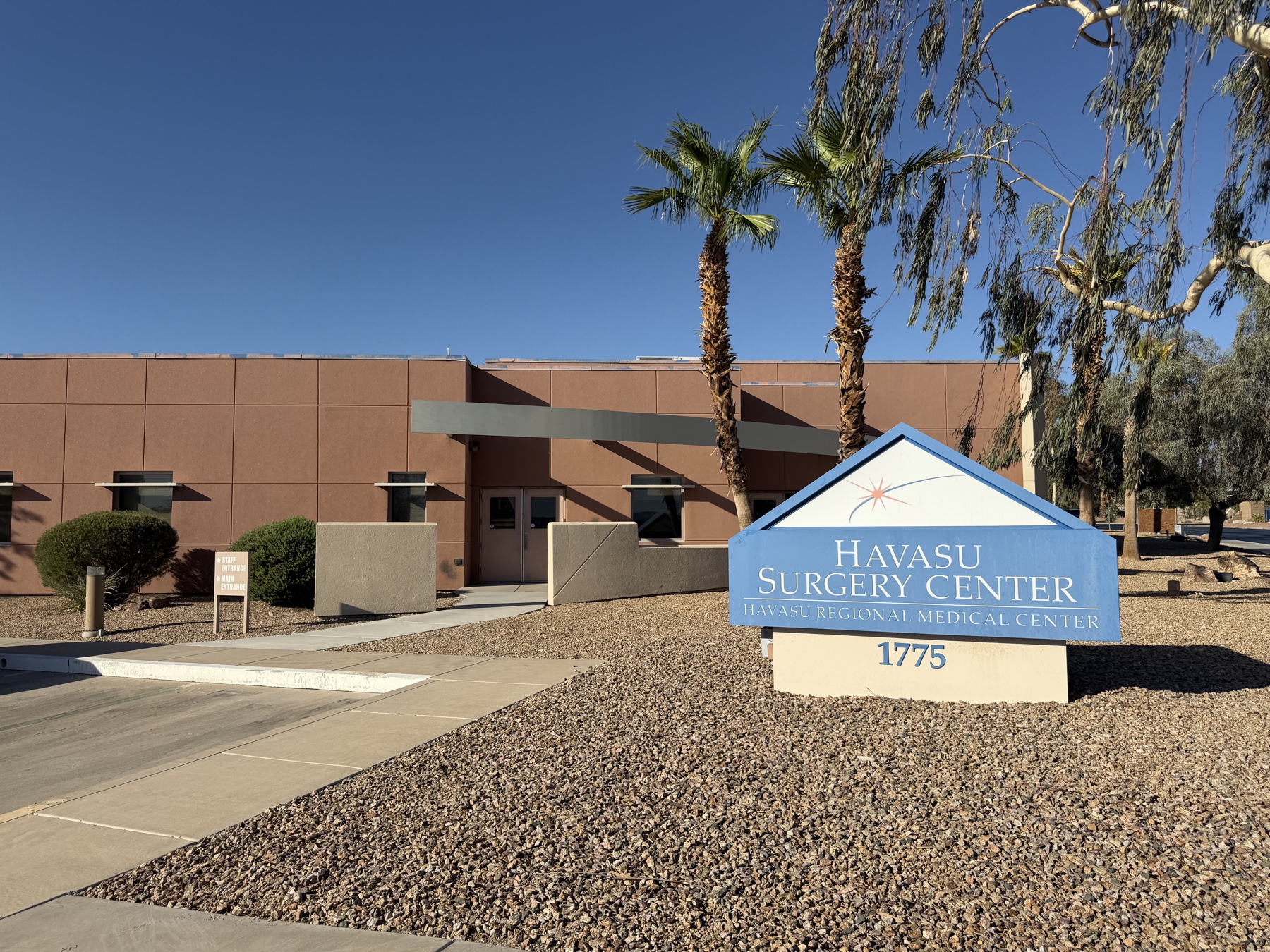 Havasu Surgery Center exterior and monument sign