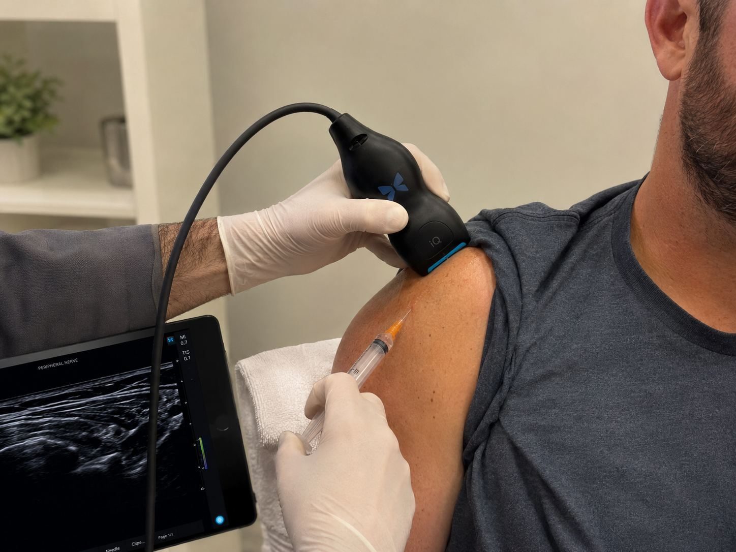 Ultrasound-guided shoulder injection